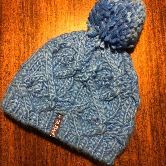 Dakine Mia Pom Beanie 